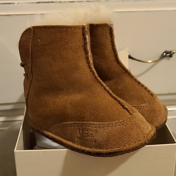 NWT UGG Baby Boots - Picture 4 of 7